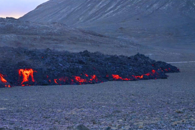 Mise en place d'une coulée de lave de type AA - 2mn 30s